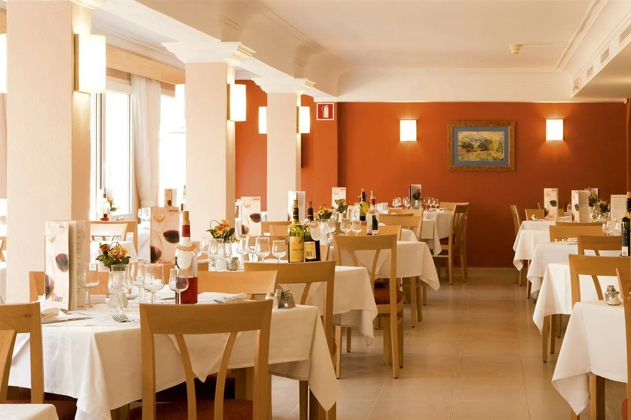 Universal Hotel Bikini Cala Millor  3*, Cala Millor (Mallorca)