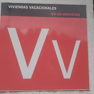 https://finca-las-palmeras.in-canary-islands.com