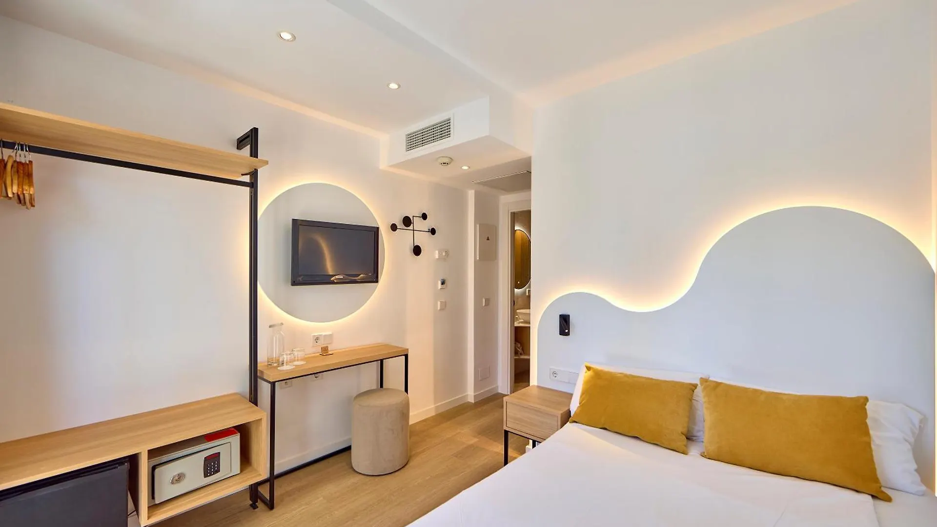 Universal Hotel Bikini Cala Millor   Cala Millor (Mallorca)