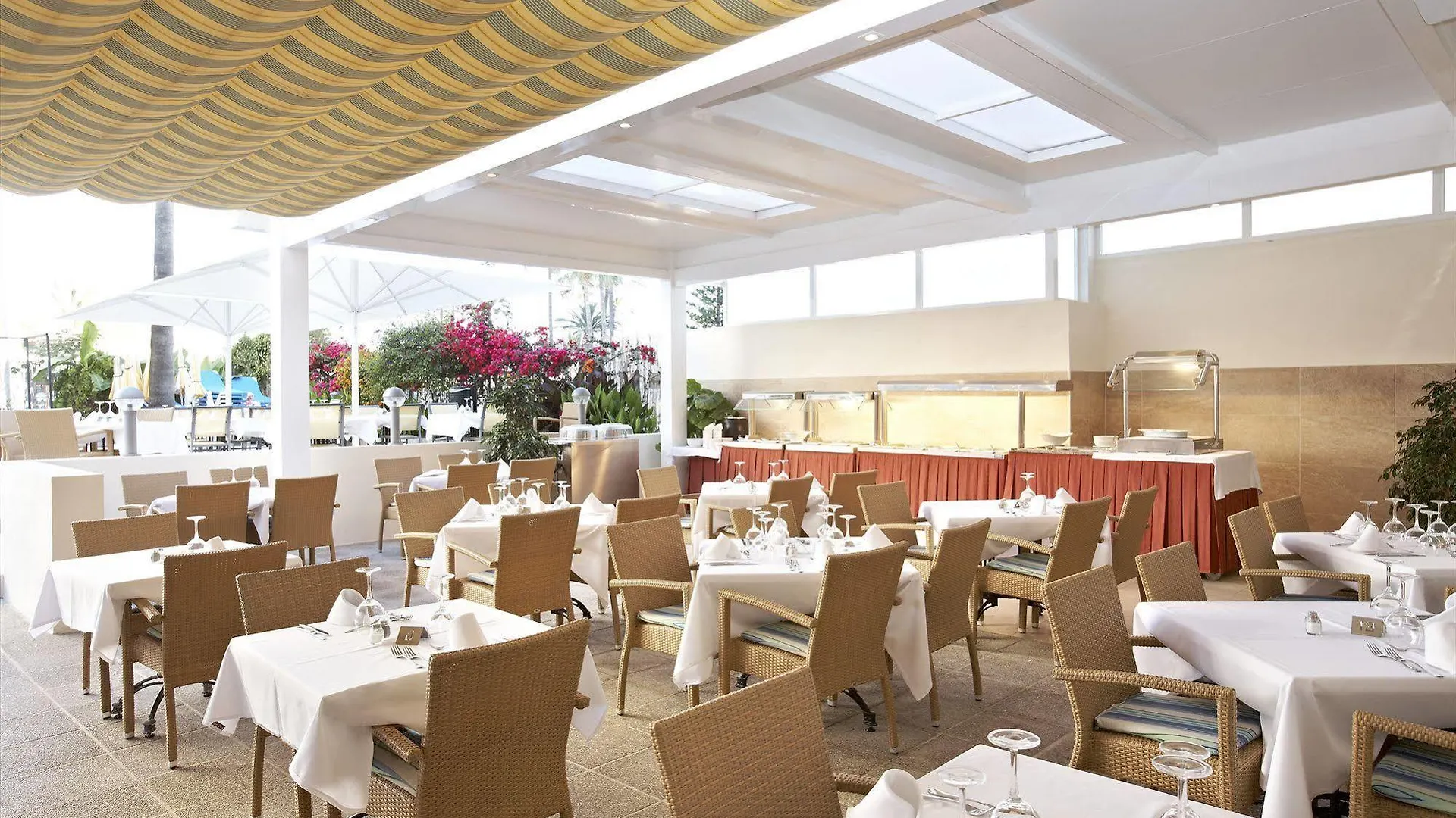 Universal Hotel Bikini Cala Millor